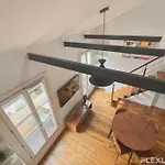 Flexliving - One Bedroom With Balcony - Paris